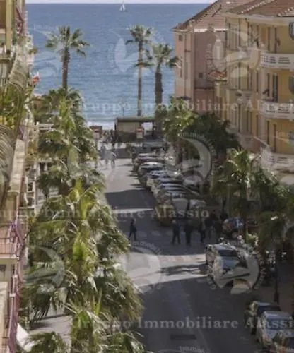 Casa Mare Αλάσιο